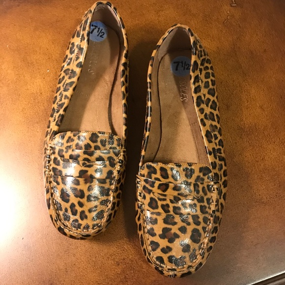 aerosoles leopard print loafers